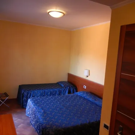 Dei Leoni Hotel