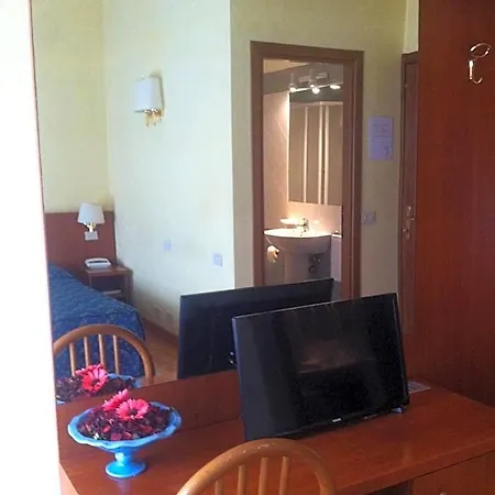 Dei Leoni Hotel