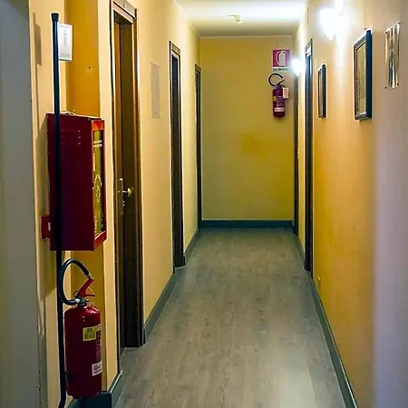 Hotel Dei Leoni 3*