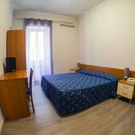 Dei Leoni Hotel 3*